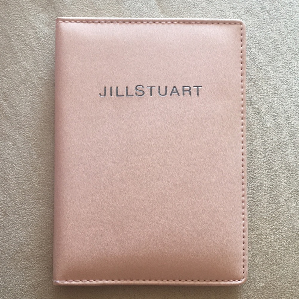 Jill Stuart Passport Cover